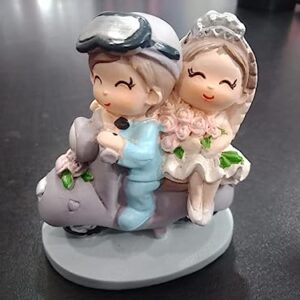 Decorative Miniature Romantic Love Couple Statue Showpiece for Home Decor Living Room Bedroom Table Decoration Items Birthday Wedding Gift for Girlfriend Boyfriend Husband Wife (Blue)